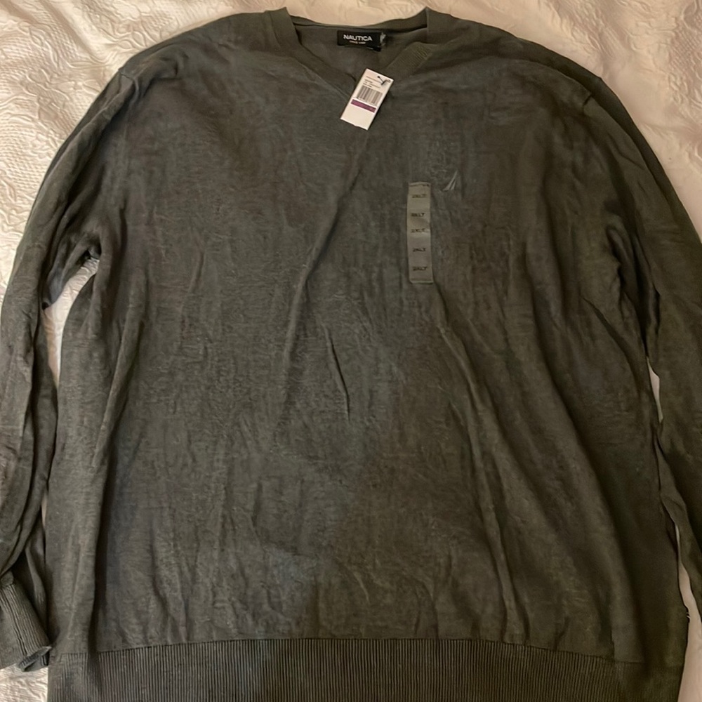 Brand new nautica brand sweater